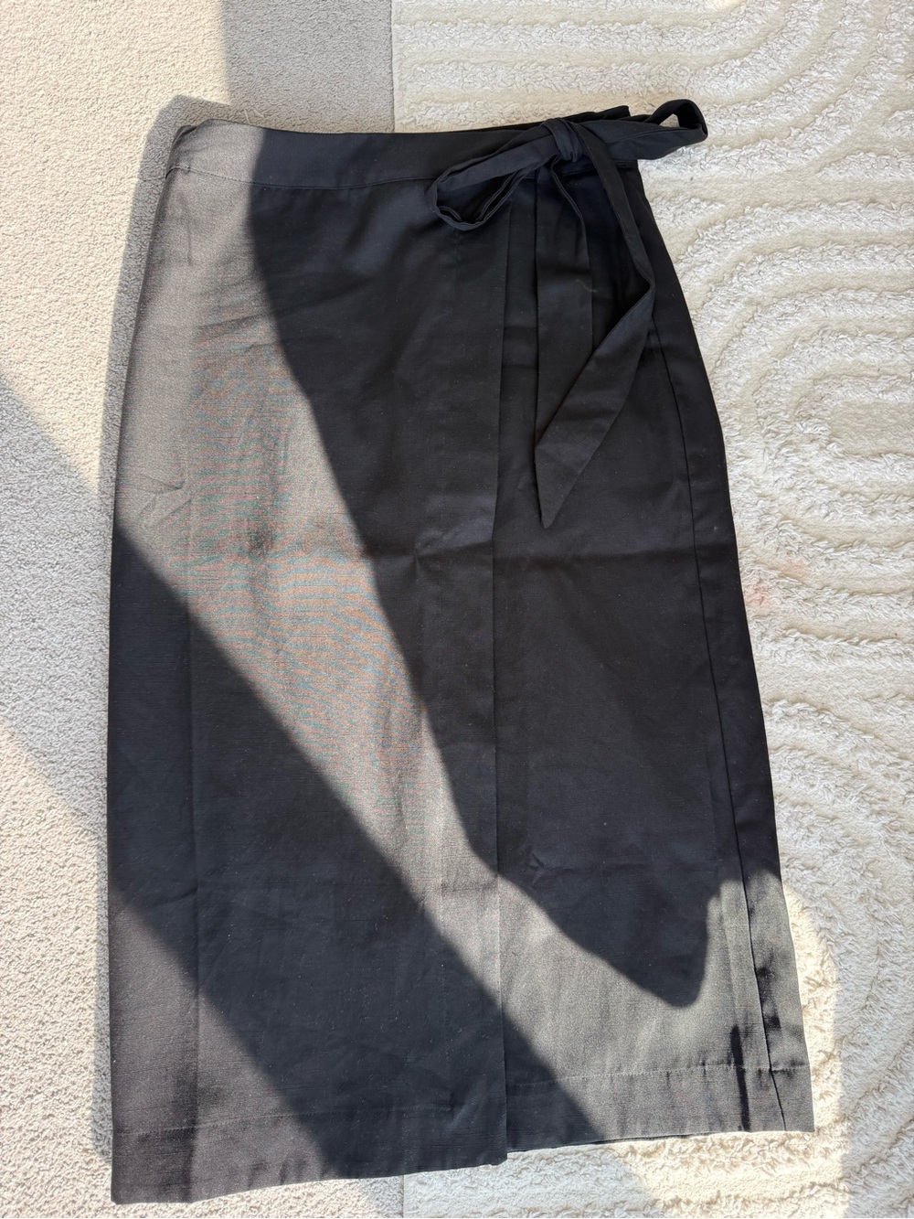 H&M Black Midi Wrap Skirt with Tie Waist